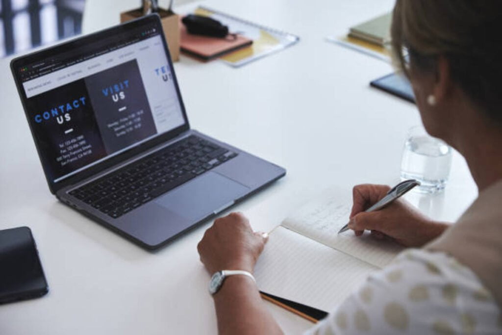 Choose the best Monthly SEO.