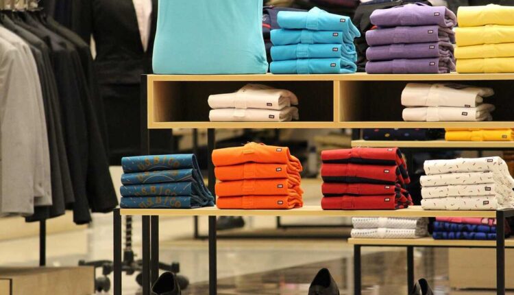 T-Shirt Store