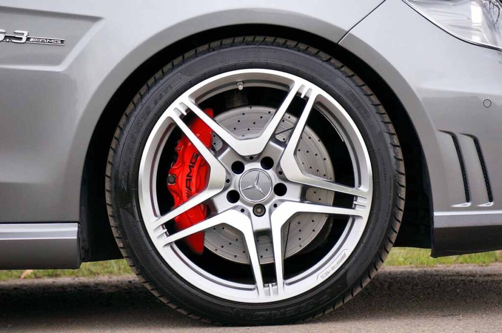 Nokian WRG5 All-Weather 205/55R16